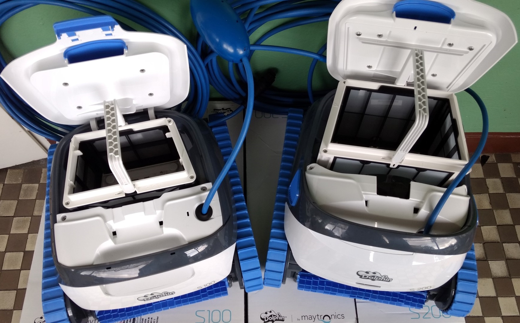odkurzacze basenowe dolphin maytronics s100 s200 s300 m400 porównanie 3